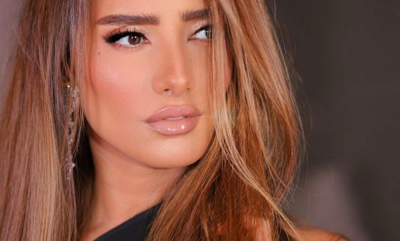 زينة فى احدث ظهور