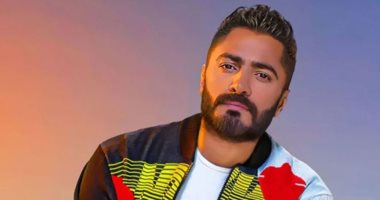 رد فعل جمهور تامر حسنى بعد نطق اسم فيلمه الجديد "بحبك"