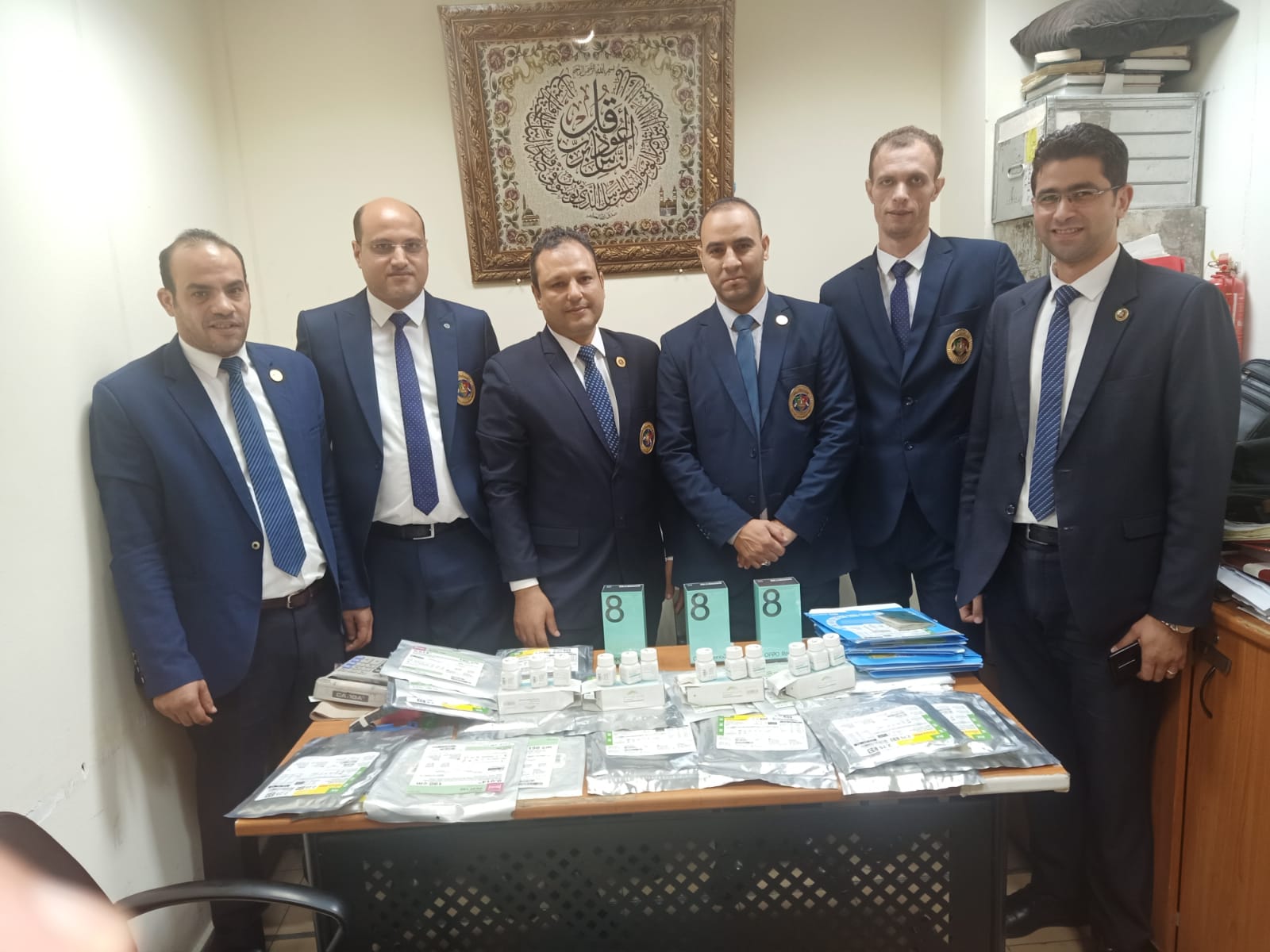 جمارك مطار شرم الشيخ تضبط محاولة تهريب كمية من الأدوية البشرية والمستلزمات الطبية جمارك مطار شرم الشيخ تضبط محاولة تهريب كمية من الأدوية البشرية والمستلزمات الطبية