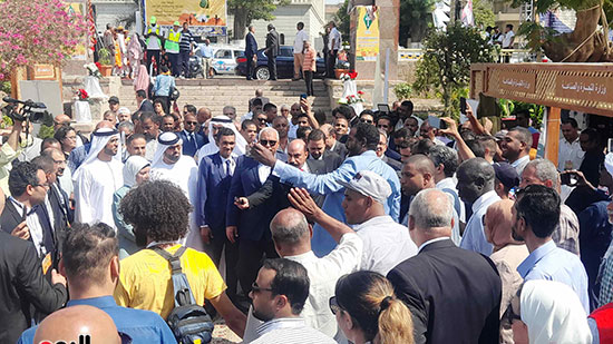 افتتاح-معرض-المنتجات-للمهرجان-الدولى-للتمور-بمدينة-أسوان--(11) افتتاح-معرض-المنتجات-للمهرجان-الدولى-للتمور-بمدينة-أسوان--(11)