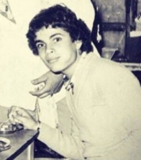 53113-عمرو-دياب-فى-شبابه 53113-عمرو-دياب-فى-شبابه