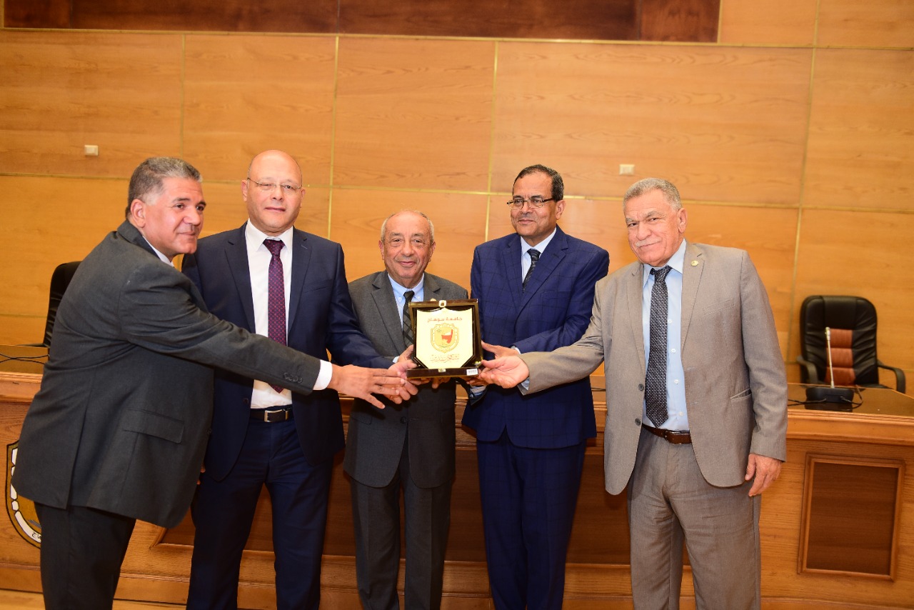 رئيس الجامعة ونقيب المهندسين (1) رئيس الجامعة ونقيب المهندسين (1)