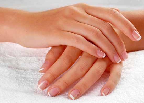طرق طبيعية للتخلص من تجاعيد اليدين طرق طبيعية للتخلص من تجاعيد اليدين