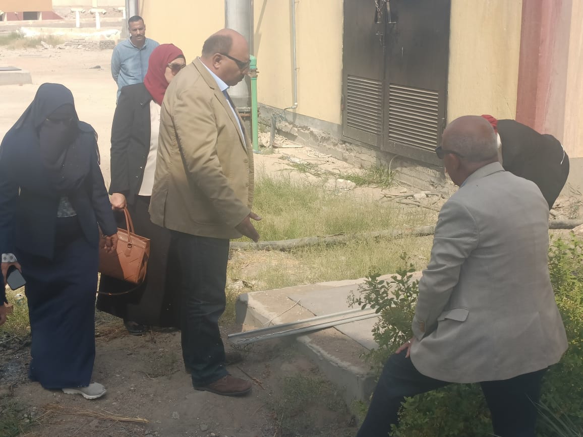 جانب من تفقد رئيس شركة القناة لمياه الشرب والصرف الصحى لمجمع مياه القصاصين (3) جانب من تفقد رئيس شركة القناة لمياه الشرب والصرف الصحى لمجمع مياه القصاصين (3)