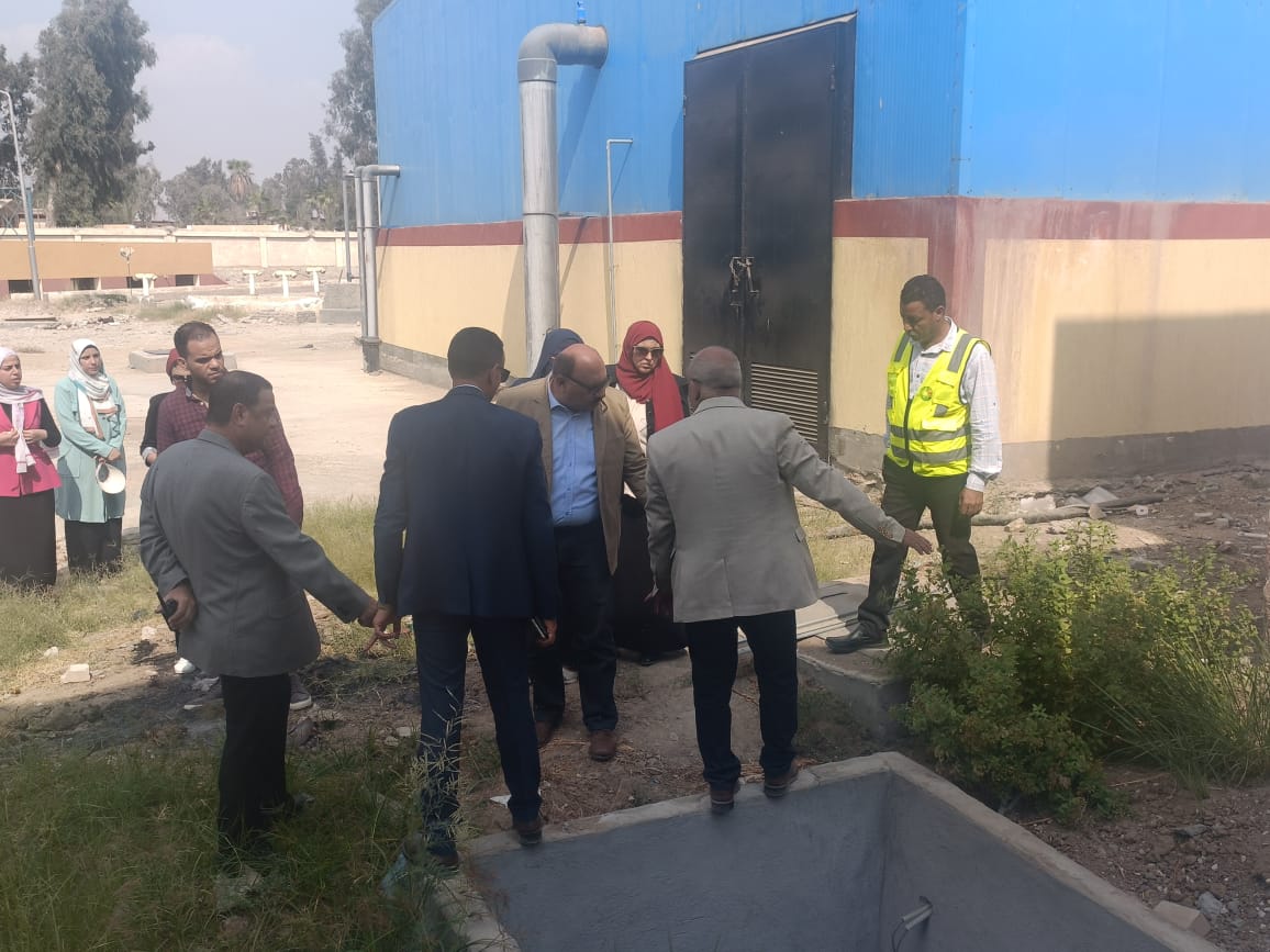 جانب من تفقد رئيس شركة القناة لمياه الشرب والصرف الصحى لمجمع مياه القصاصين (5) جانب من تفقد رئيس شركة القناة لمياه الشرب والصرف الصحى لمجمع مياه القصاصين (5)