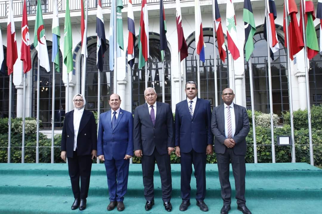 محافظ الوادي الجديد يشارك بإجتماع إعلان الخارجة عاصمة البيئة العربية (3) محافظ الوادي الجديد يشارك بإجتماع إعلان الخارجة عاصمة البيئة العربية (3)