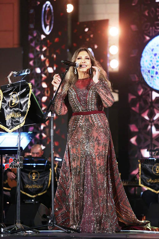 حفل الفنانة نادية مصطفى (7) حفل الفنانة نادية مصطفى (7)
