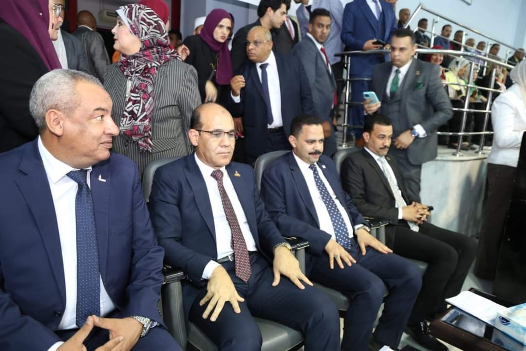 مستقبل وطن ينظم حفل نهائي دوري مستقبل وطن لكرة القدم في السويس بحضور قيادات ونواب الحزب بالمحافظة (2) مستقبل وطن ينظم حفل نهائي دوري مستقبل وطن لكرة القدم في السويس بحضور قيادات ونواب الحزب بالمحافظة (2)