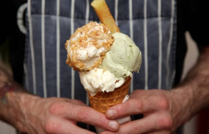 آيس كريم بنكهة السمك والبطاطا