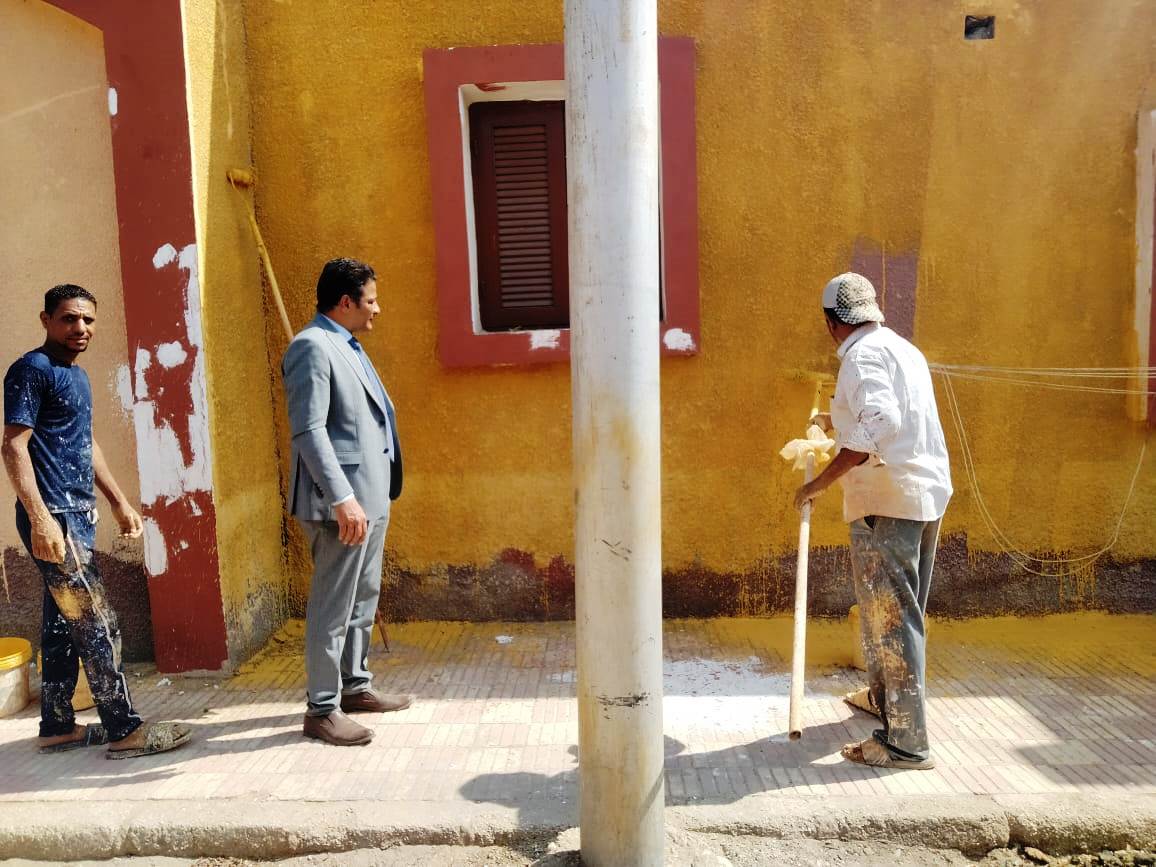 جانب من أعمال تطوير قريتى النسيج بحى الكوثر (4) جانب من أعمال تطوير قريتى النسيج بحى الكوثر (4)