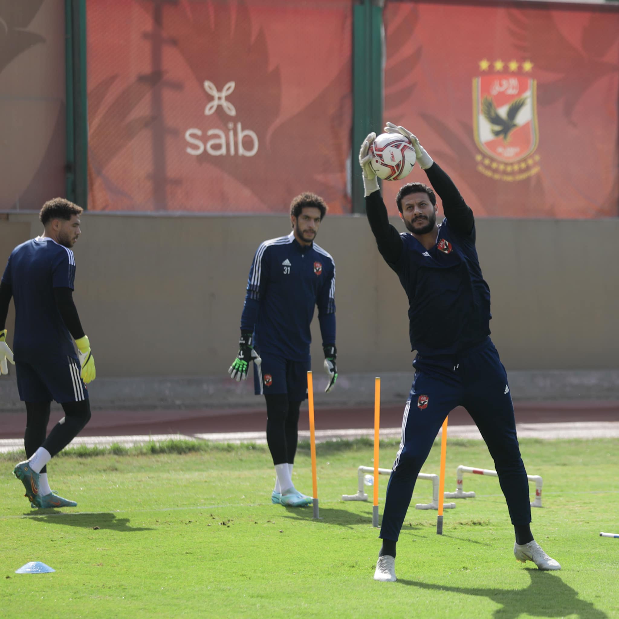 مران الأهلي (21) مران الأهلي (21)