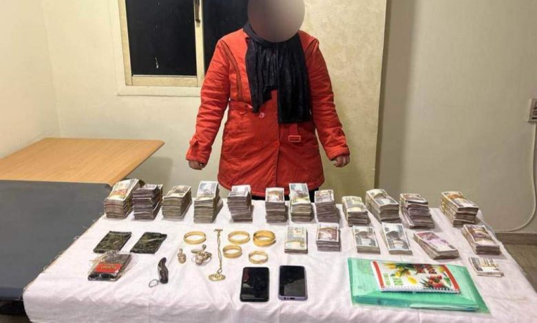 المتهمة والمضبوطات