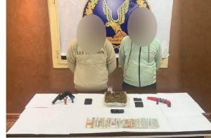 المتهمين والمضبوطات
