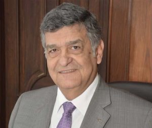 د. نبيل حلمى