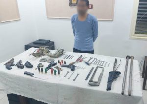 المتهم والمضبوطات