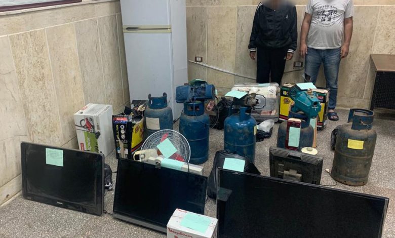 المتهمين والمضبوطات