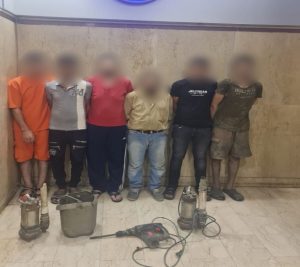 المتهمين والمضبوطات 