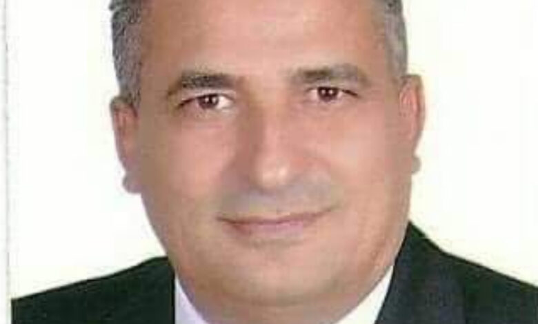 الكاتب الصحفى أحمد ابراهيم