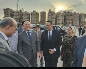 اللواء أشرف عبد العزيز مع الدكتور إبراهيم صابر محافظ القاهرة